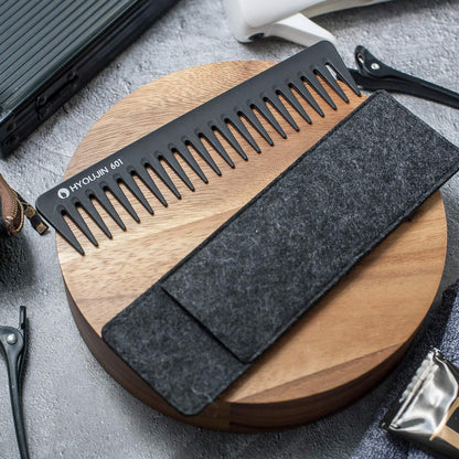 Wide-Tooth Detangling Comb (Anti-Static & Heat Resistant)